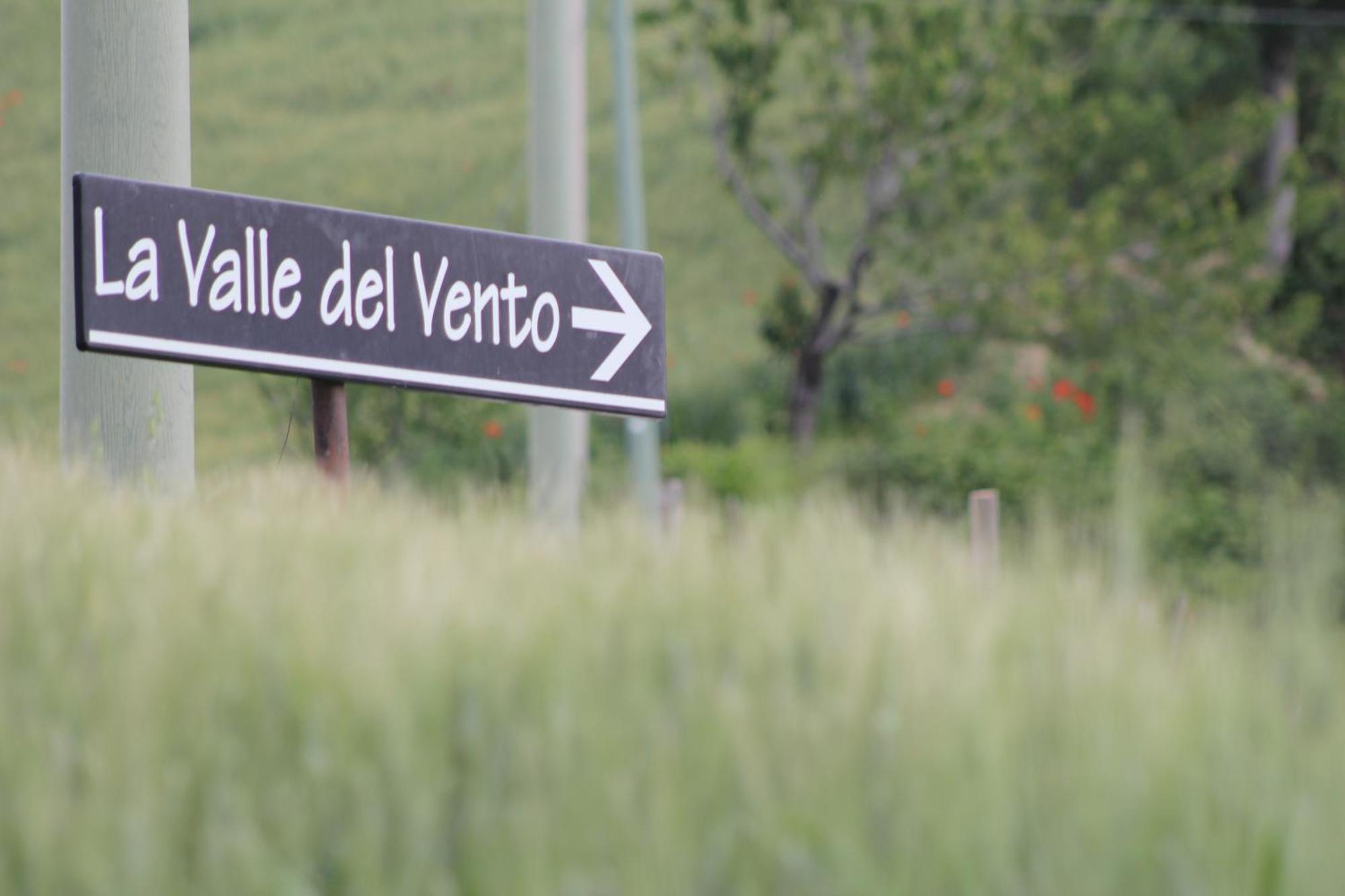 Agriturismo La Valle Del Vento Urbino Exterior photo